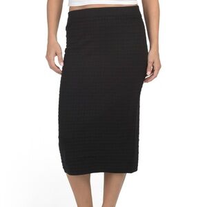 Ellen Tracy Elegant Textured Black Pencil Skirt